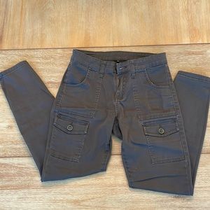 Kut from the Kloth gray cargo skinny pants